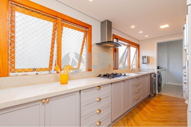Imagem Apartamento com 3 Quartos à Venda, 120 m² em Menino Deus - Porto Alegre Imagem Apartamento com 3 Quartos à Venda, 120 m² em Menino Deus - Porto Alegre