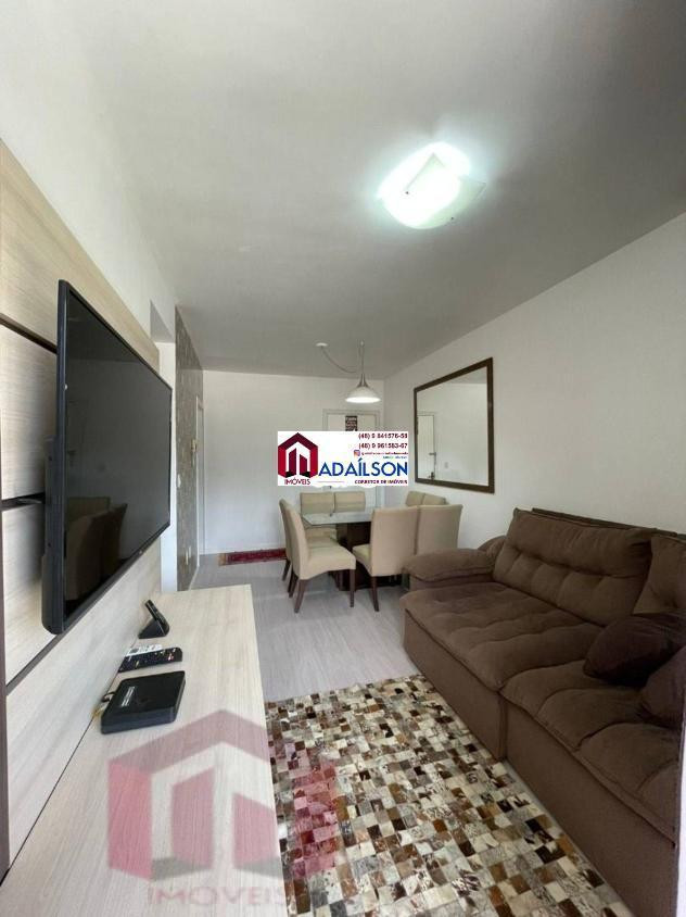 Imagem Imóvel com 3 Quartos à Venda, 1 m²