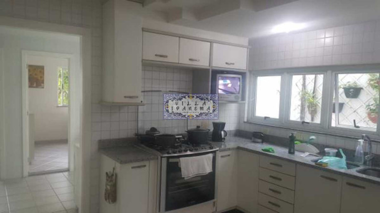 Imagem Imóvel com 4 Quartos à Venda, 600 m² em Barra Da Tijuca - Rio De Janeiro Imagem Imóvel com 4 Quartos à Venda, 600 m² em Barra Da Tijuca - Rio De Janeiro