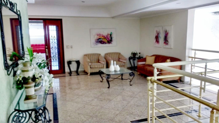 Imóvel com 4 Quartos à Venda, 270 m² em Anhangabaú - Jundiaí
