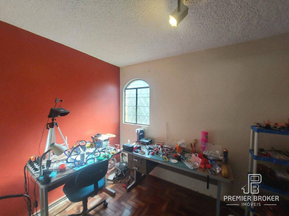 Imagem Casa com 2 Quartos à Venda, 100 m² em Carlos Guinle - Teresópolis Imagem Casa com 2 Quartos à Venda, 100 m² em Carlos Guinle - Teresópolis