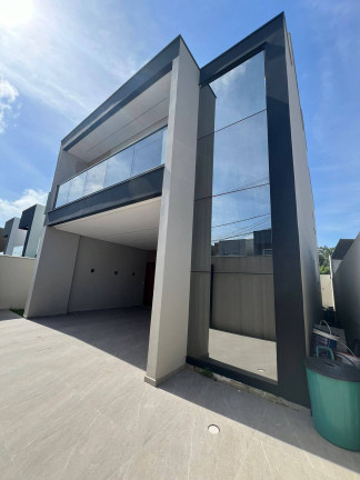 Casa com 3 Quartos à Venda, 240 m² em São João Do Rio Vermelho - Florianópolis
