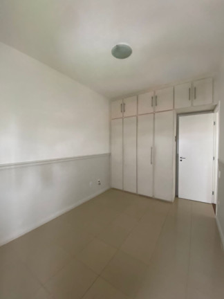 Imagem Apartamento com 3 Quartos à Venda, 140 m² em Jardim Apipema - Salvador