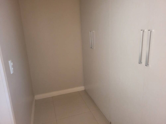 Imagem Imóvel com 3 Quartos à Venda, 1.280.000 m² em São Paulo - Jundiaí
