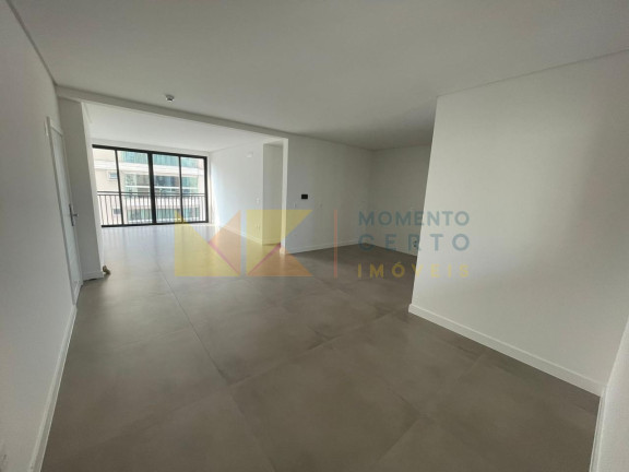 Apartamento com 4 Quartos à Venda, 194 m² em Centro - Balneário Camboriú