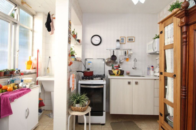 Imagem Apartamento com 2 Quartos à Venda, 61 m² em Santa Cecília - Porto Alegre