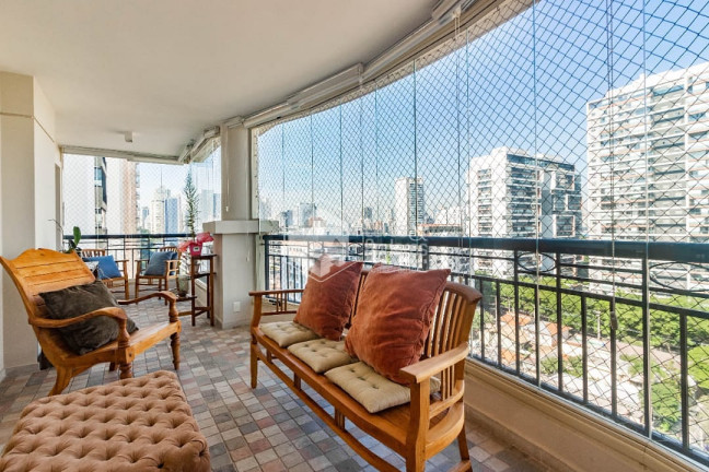 Apartamento com 4 Quartos à Venda, 200 m² em Brooklin - São Paulo