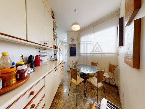 Imagem Imóvel com 4 Quartos à Venda, 198 m² em Vila Suzana - São Paulo Imagem Imóvel com 4 Quartos à Venda, 198 m² em Vila Suzana - São Paulo