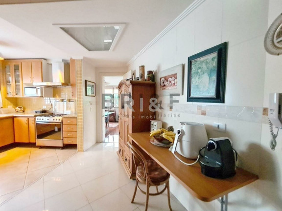 Imagem Apartamento com 3 Quartos à Venda, 200 m² em Campo Belo - São Paulo