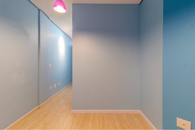 Imagem Sala Comercial à Venda, 40 m² em Menino Deus - Porto Alegre Imagem Sala Comercial à Venda, 40 m² em Menino Deus - Porto Alegre