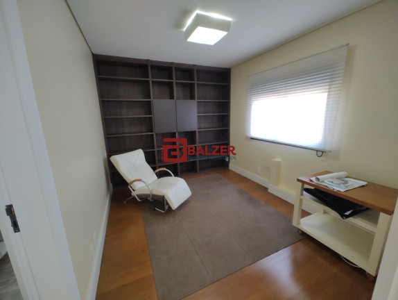 Imagem Apartamento com 4 Quartos à Venda, 178 m² em Centro - Florianópolis Imagem Apartamento com 4 Quartos à Venda, 178 m² em Centro - Florianópolis