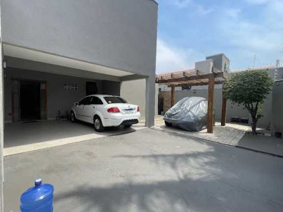 Imagem Casa com 3 Quartos à Venda, 242 m² em Caranda - Campo Grande