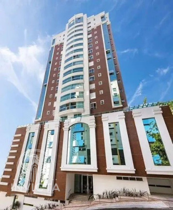 Imagem Cobertura com 3 Quartos à Venda, 268 m² em Pioneiros - Balneário Camboriú