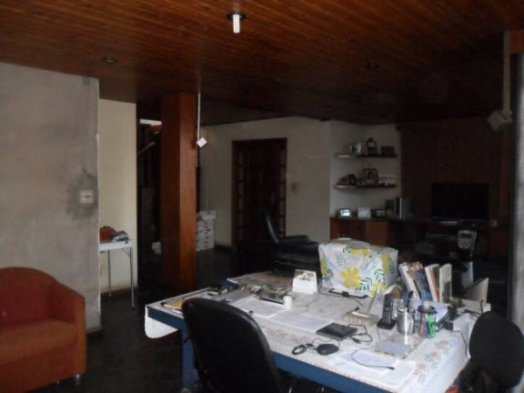 Imagem Casa com 7 Quartos à Venda, 400 m² em Camargos - Belo Horizonte