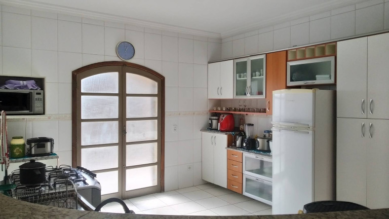 Imagem Casa com 5 Quartos à Venda,  em Eldorado - Diadema