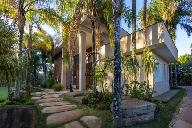 Imagem Casa com 4 Quartos à Venda, 1.300 m² em Park Way - Brasília Imagem Casa com 4 Quartos à Venda, 1.300 m² em Park Way - Brasília
