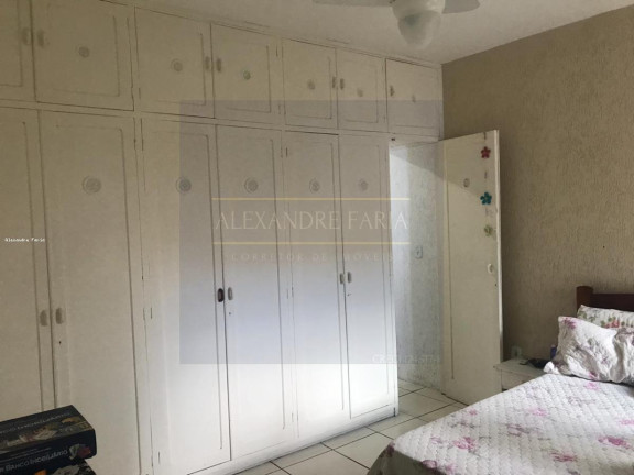 Imagem Casa com 2 Quartos à Venda, 94 m² em Centro - São Sebastião