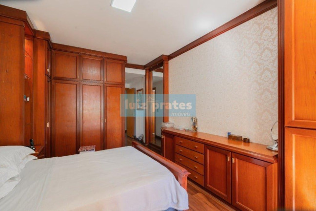 Imagem Apartamento com 5 Quartos à Venda, 243 m² em Mont Serrat - Porto Alegre Imagem Apartamento com 5 Quartos à Venda, 243 m² em Mont Serrat - Porto Alegre