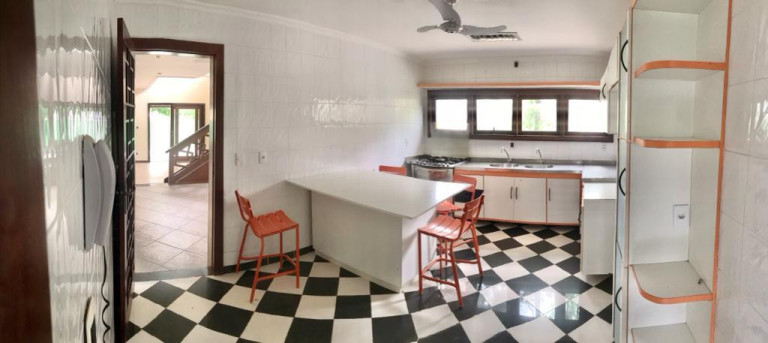 Imagem Casa com 4 Quartos à Venda, 320 m² em Lauro De Freitas - Lauro De Freitas Imagem Casa com 4 Quartos à Venda, 320 m² em Lauro De Freitas - Lauro De Freitas