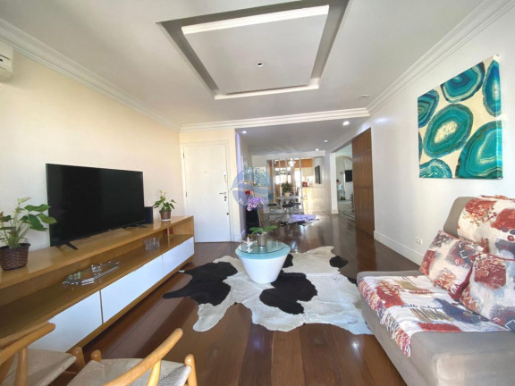 Apartamento com 3 Quartos à Venda, 136 m² em Pompéia - Santos