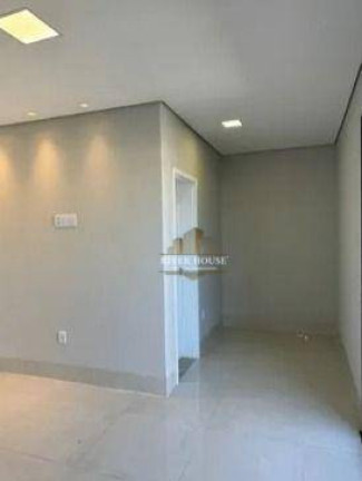 Imagem Casa com 3 Quartos à Venda, 136 m² em Jardim Imperial - Cuiabá