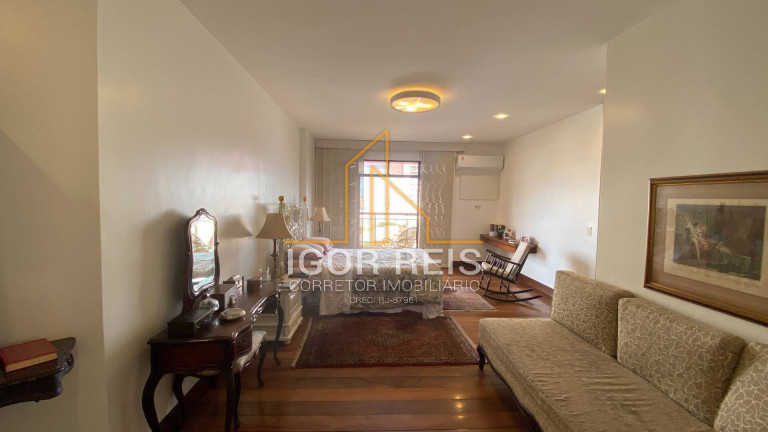 Imagem Apartamento com 4 Quartos à Venda, 400 m² em Centro - Campos Dos Goytacazes