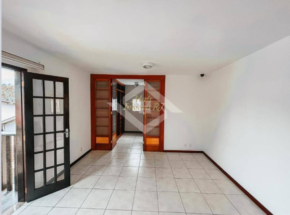 Imagem Casa com 3 Quartos à Venda, 450 m² em Itaipu - Niterói