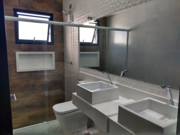 Imagem Casa com 3 Quartos à Venda, 193 m² em Estiva - Taubaté