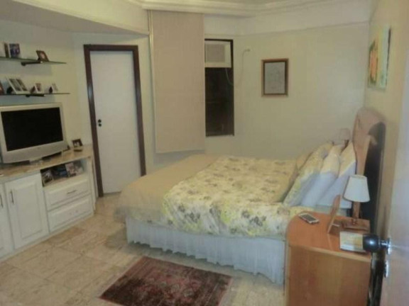 Imagem Apartamento com 4 Quartos à Venda, 196 m² em Pituba - Salvador