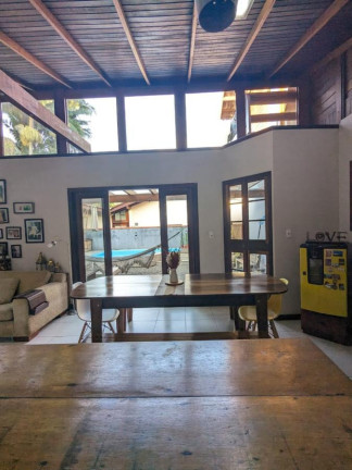 Imagem Casa com 2 Quartos à Venda, 170 m² em Floresta - Joinville
