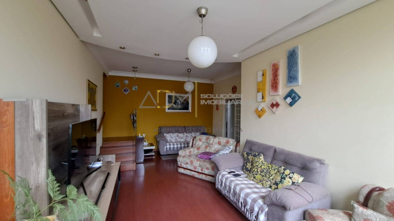 Imagem Casa com 3 Quartos à Venda, 3 m² em Centro - Botucatu