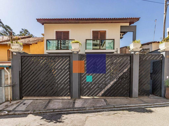 Casa com 3 Quartos para Alugar, 600 m² em Paraíso Do Morumbi - São Paulo