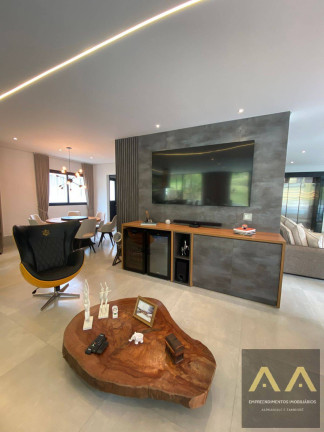 Imagem Casa com 5 Quartos à Venda, 826 m² em Alphaville - Santana De Parnaíba Imagem Casa com 5 Quartos à Venda, 826 m² em Alphaville - Santana De Parnaíba