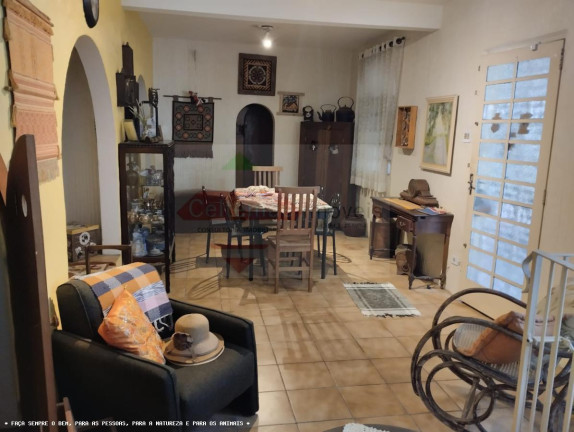 Imagem Casa com 4 Quartos à Venda, 191 m² em Centro - Taubaté Imagem Casa com 4 Quartos à Venda, 191 m² em Centro - Taubaté