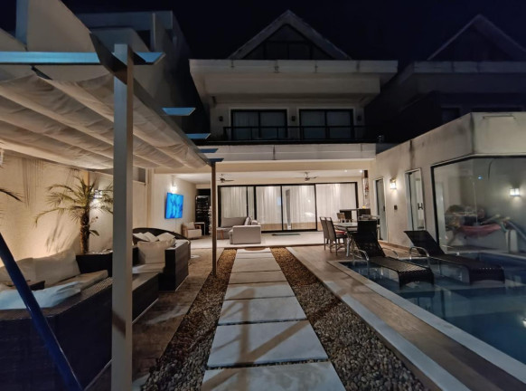 Imagem Casa de Condomínio com 5 Quartos para Alugar, 500 m² em Recreio Dos Bandeirantes - Rio De Janeiro