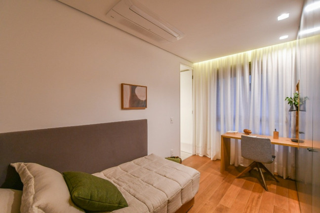 Imagem Imóvel com 3 Quartos à Venda, 213 m² em Brooklin Paulista - São Paulo Imagem Imóvel com 3 Quartos à Venda, 213 m² em Brooklin Paulista - São Paulo