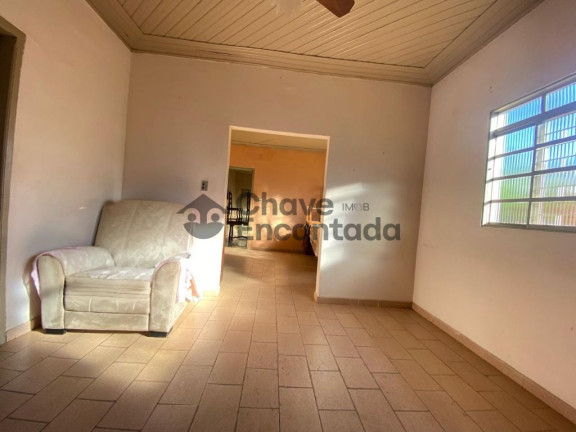 Imagem Casa com 2 Quartos à Venda, 460 m² em Vila Silvares - Birigui