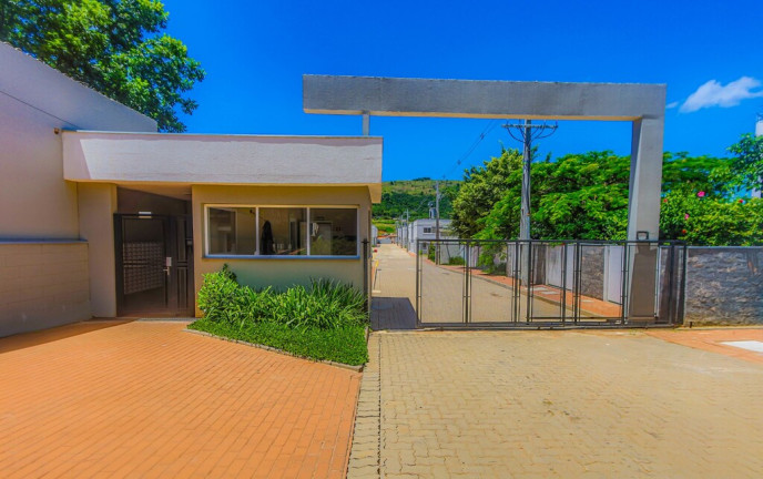 Imagem Casa com 2 Quartos à Venda, 87 m² em Vila Nova - Porto Alegre Imagem Casa com 2 Quartos à Venda, 87 m² em Vila Nova - Porto Alegre