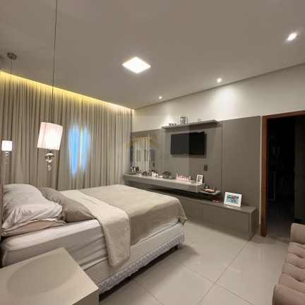 Imagem Casa com 3 Quartos à Venda, 256 m² em Parque Oeste Industrial - Goiânia