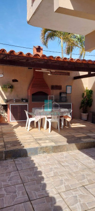 Imagem Casa com 7 Quartos à Venda, em Balneario - São Pedro Da Aldeia Imagem Casa com 7 Quartos à Venda, em Balneario - São Pedro Da Aldeia
