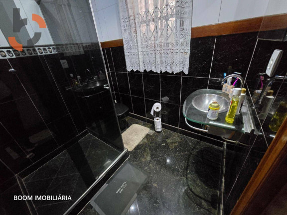 Imagem Casa com 4 Quartos à Venda, 243 m² em Caonze - Nova Iguaçu