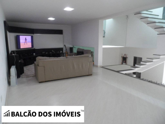 Imagem Casa com 3 Quartos à Venda, 620 m² em São Paulo