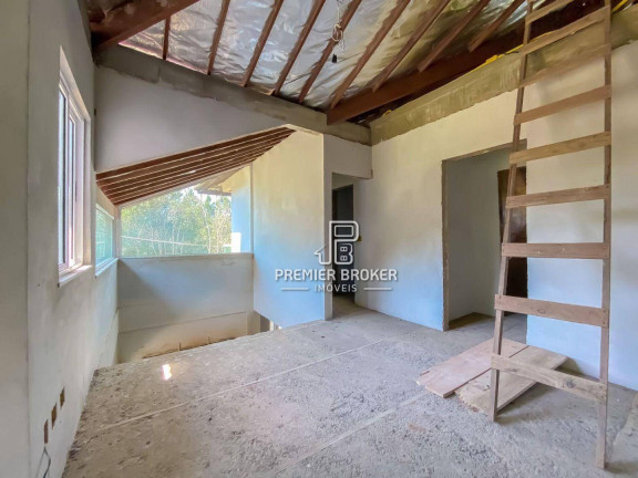Imagem Casa com 3 Quartos à Venda, 430 m² em Albuquerque - Teresópolis