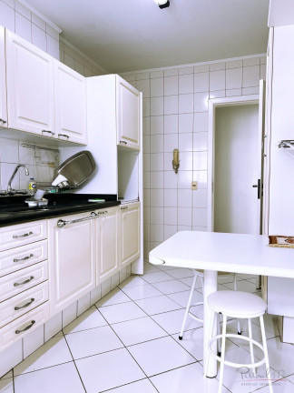 Imagem Apartamento com 3 Quartos à Venda, 121 m² em Centro - Florianópolis Imagem Apartamento com 3 Quartos à Venda, 121 m² em Centro - Florianópolis