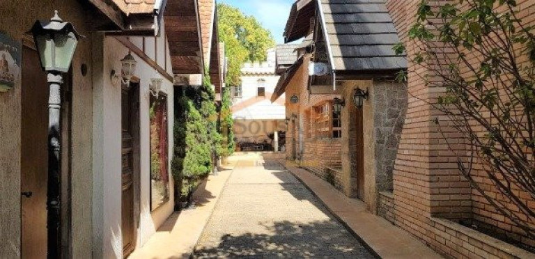 Imagem Casa com 6 Quartos à Venda, 1.200 m² em Tremembé - São Paulo Imagem Casa com 6 Quartos à Venda, 1.200 m² em Tremembé - São Paulo