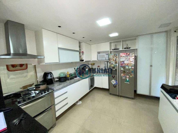 Imagem Apartamento com 4 Quartos à Venda, 250 m² em São Francisco - Niterói Imagem Apartamento com 4 Quartos à Venda, 250 m² em São Francisco - Niterói