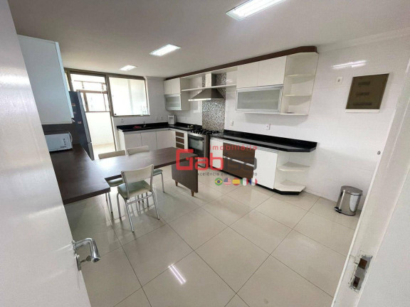 Imagem Apartamento com 3 Quartos à Venda, 218 m² em Centro - Cabo Frio Imagem Apartamento com 3 Quartos à Venda, 218 m² em Centro - Cabo Frio