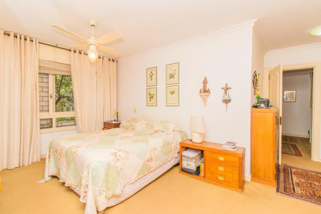 Imagem Apartamento com 3 Quartos à Venda, 202 m² em Petrópolis - Porto Alegre