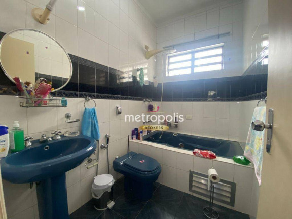 Imagem Casa com 3 Quartos para Alugar, 250 m² em Santa Paula - São Caetano Do Sul Imagem Casa com 3 Quartos para Alugar, 250 m² em Santa Paula - São Caetano Do Sul