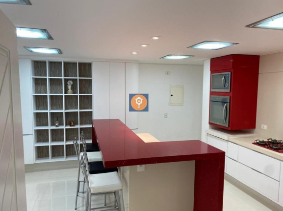 Imagem Apartamento com 4 Quartos à Venda, 206 m²